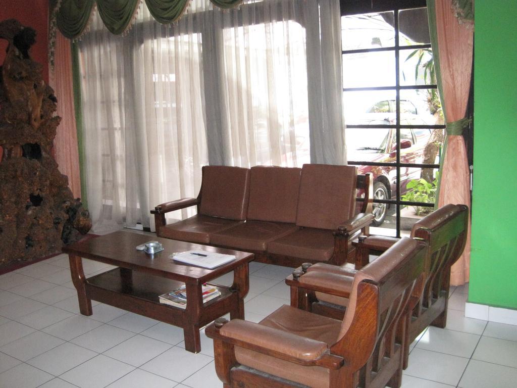 Sekar Sari Inn Kuta Lombok Eksteriør billede